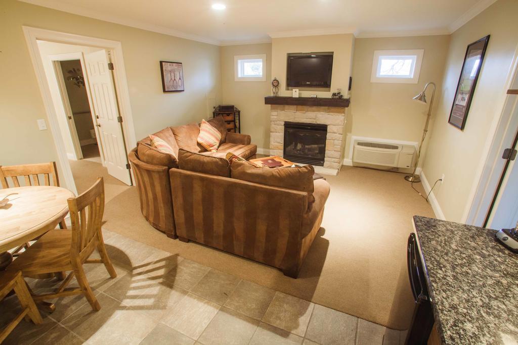 Seven Oaks Bed & Breakfast Lake Geneva Habitación foto