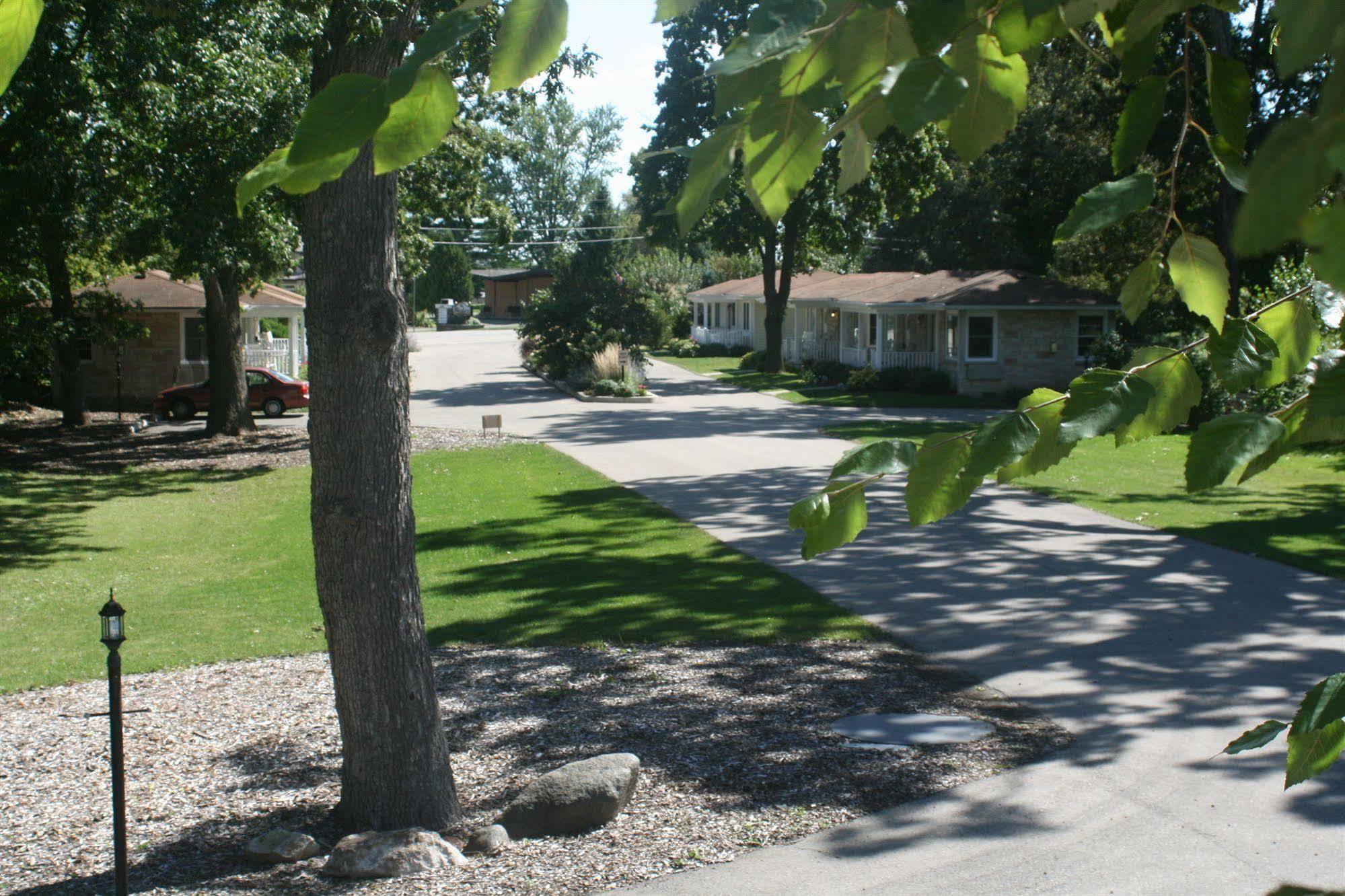 Seven Oaks Bed & Breakfast Lake Geneva Exterior foto